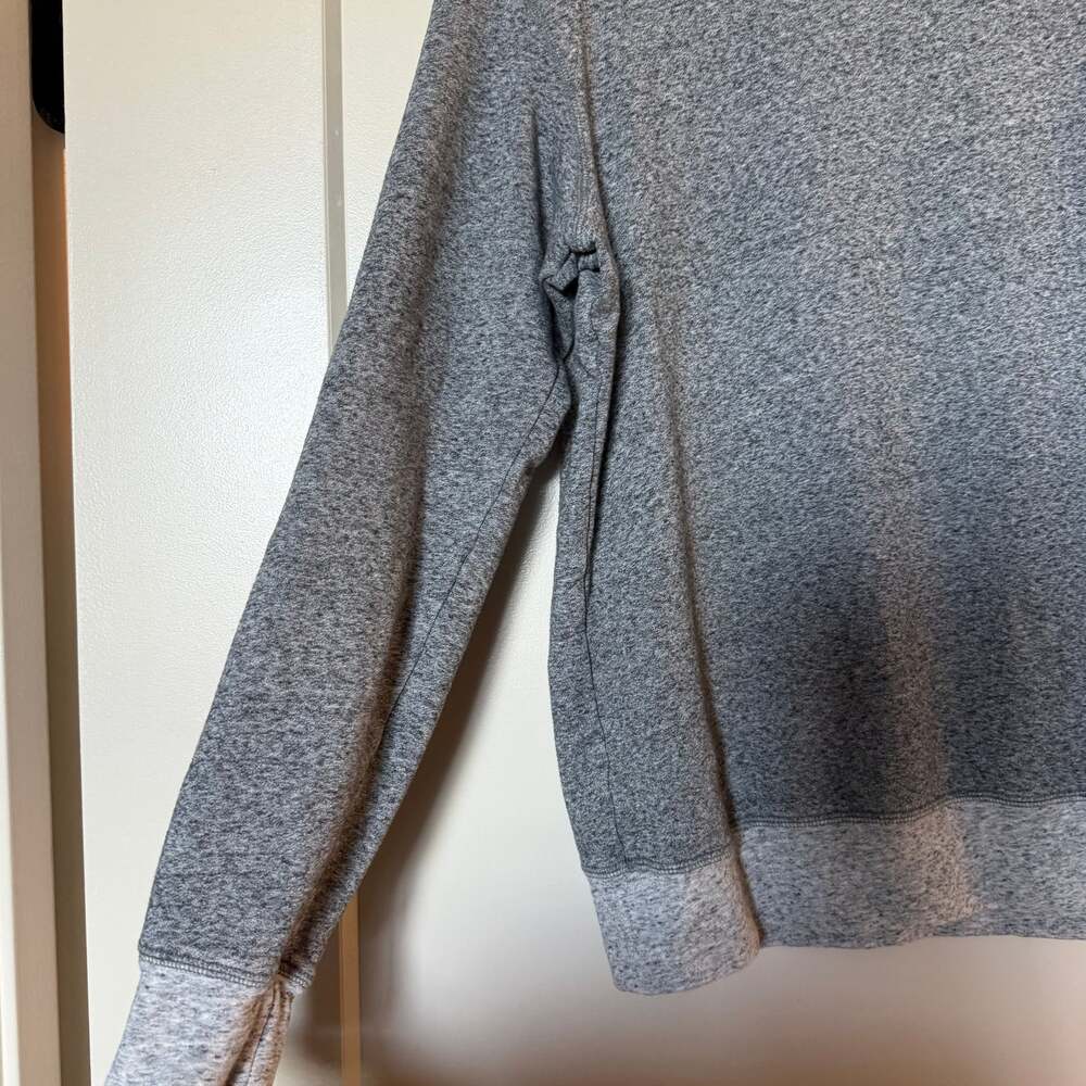 Uniqlo Men's Gray Marled Crewneck Fleece Pullover Sweatshirt - Picture 3 of 5